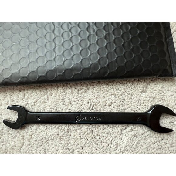 Peleton Accessories for Bike + / Wrench , Case , Instructions, Allen Wrenches - Picture 7 of 9